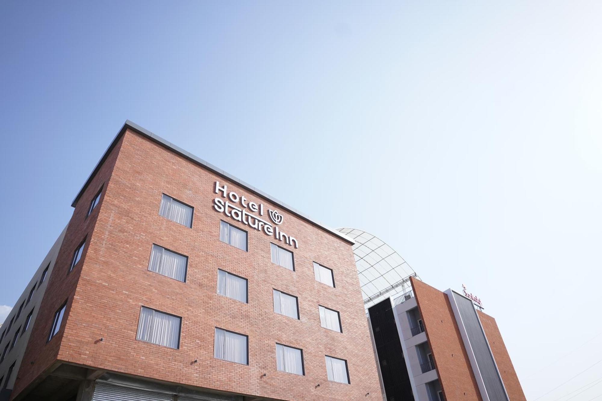 Hotel Stature Inn Kevadia Bagian luar foto