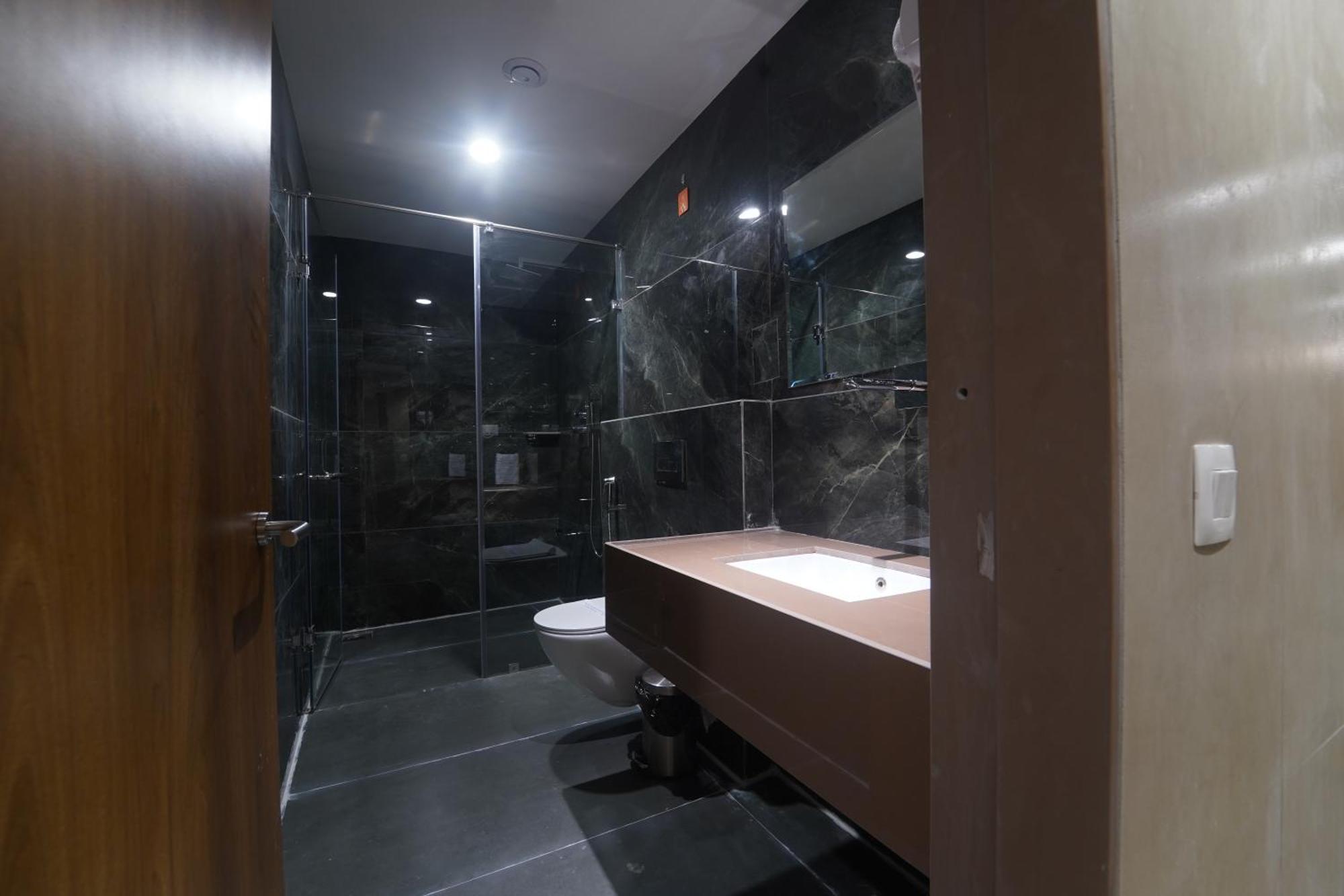 Hotel Stature Inn Kevadia Bagian luar foto
