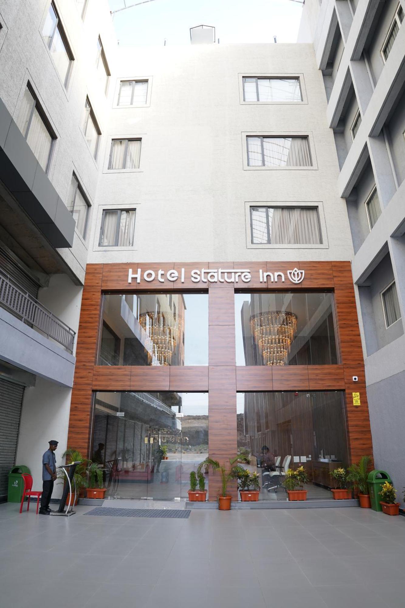 Hotel Stature Inn Kevadia Bagian luar foto